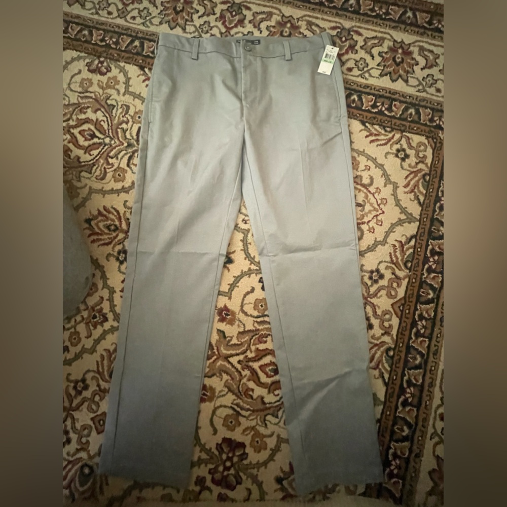 Van Heusen Men’s Pants 34 x 32 NWT